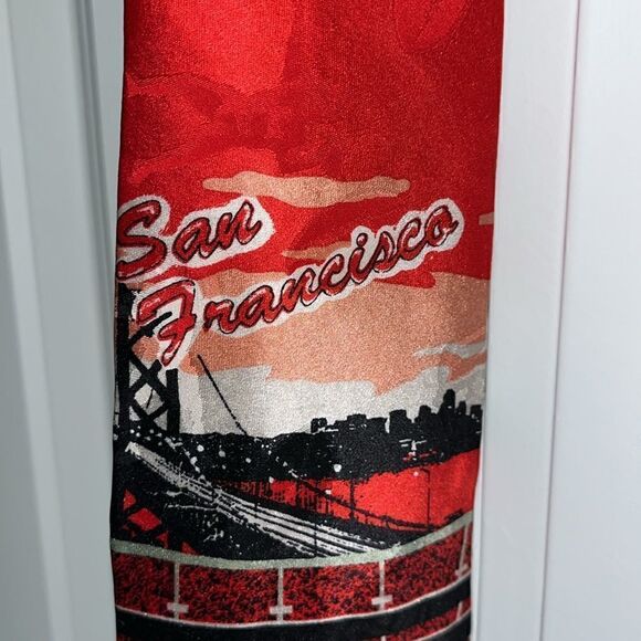 Vintage San Francisco SF 49ers Candlestick 100% silk football theme neck tie - Picture 4 of 7